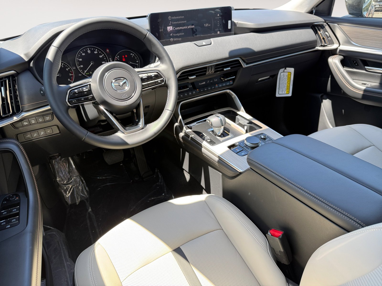 New 2026 Machine Gray Metallic Mazda Preferred image 15