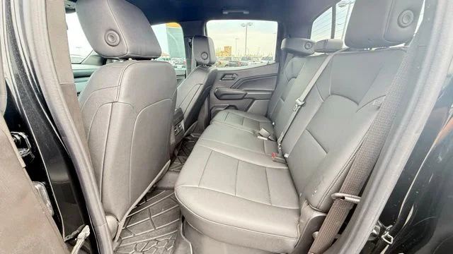 Used 2025 Black Chevrolet Trail Boss image 29