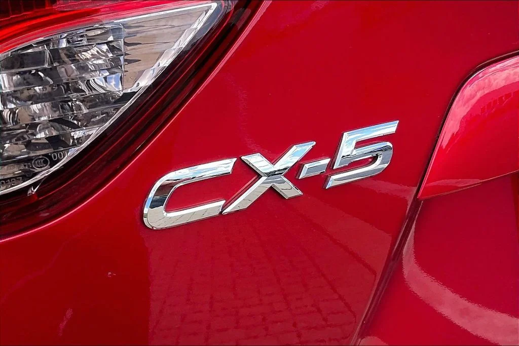 Used 2015 Red Mazda Grand Touring image 32