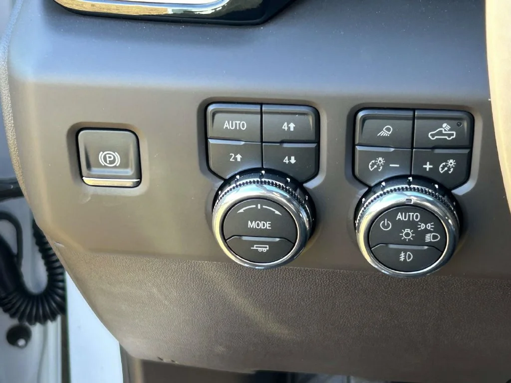 New 2026 Glacier White Tricoat GMC Denali image 25