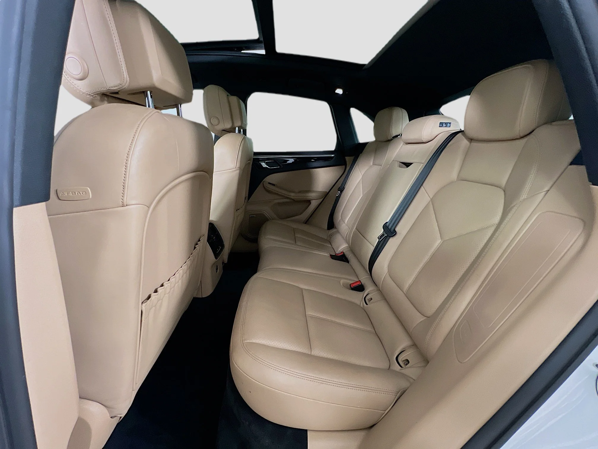 Used 2020 White Porsche S image 28