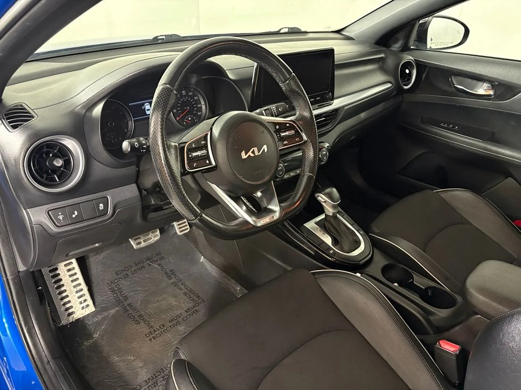Used 2023 Blue Kia GT-Line image 17
