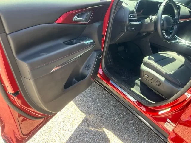 Used 2026 Radiant Red Tintcoat Chevrolet Z71 image 19