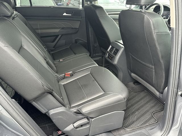 Used 2023  Volkswagen 3.6L V6 SE w/Technology image 12