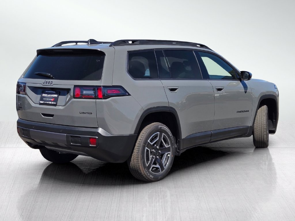 New 2026 Sting-Gray Clear-Coat Exterior Paint Jeep Limited image 4