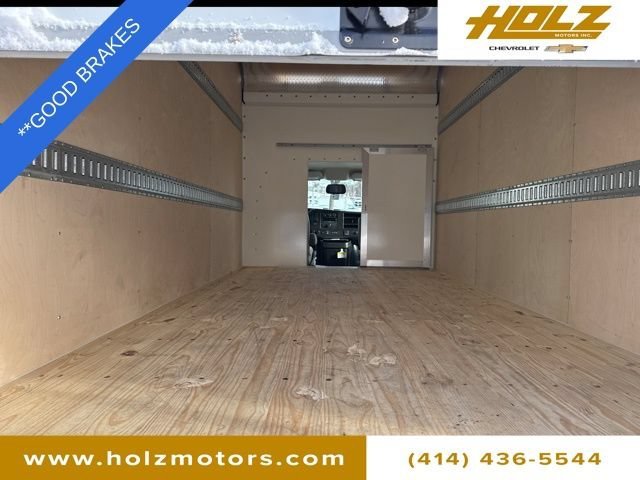 Used 2025 Summit White GMC Work Van image 7