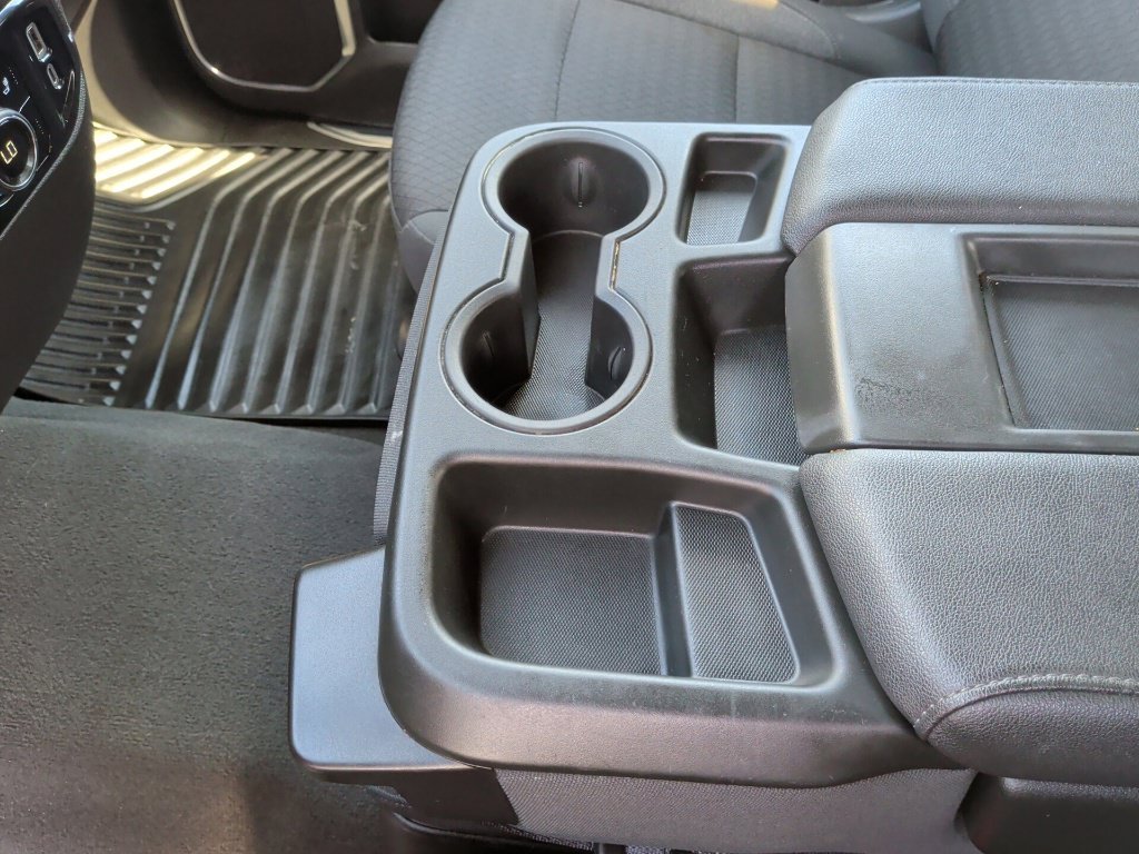 Used 2025 White Chevrolet LT image 31
