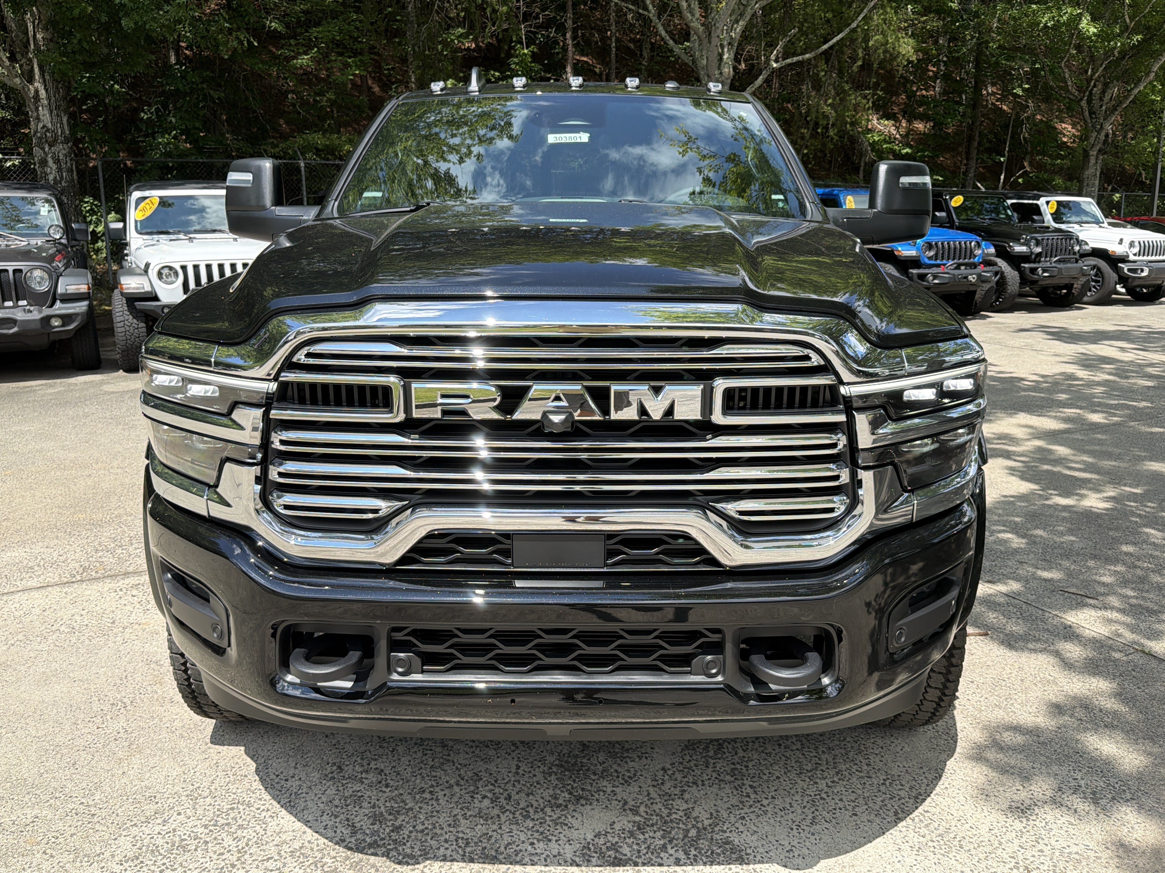 New 2026 Diamond Black Crystal Pearlcoat RAM Big Horn image 2