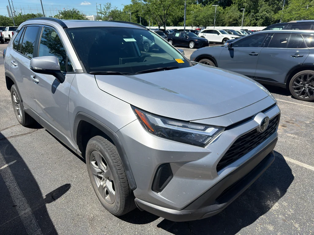 Used 2024 Silver Sky Metallic Toyota XLE image 4