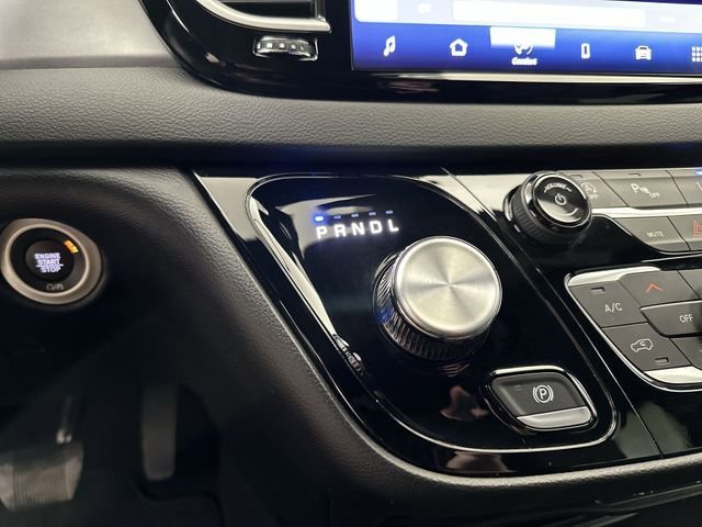 Used 2025 Black Chrysler Select image 24