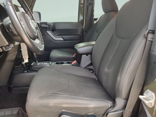 Used 2016 Green Jeep Sport image 22