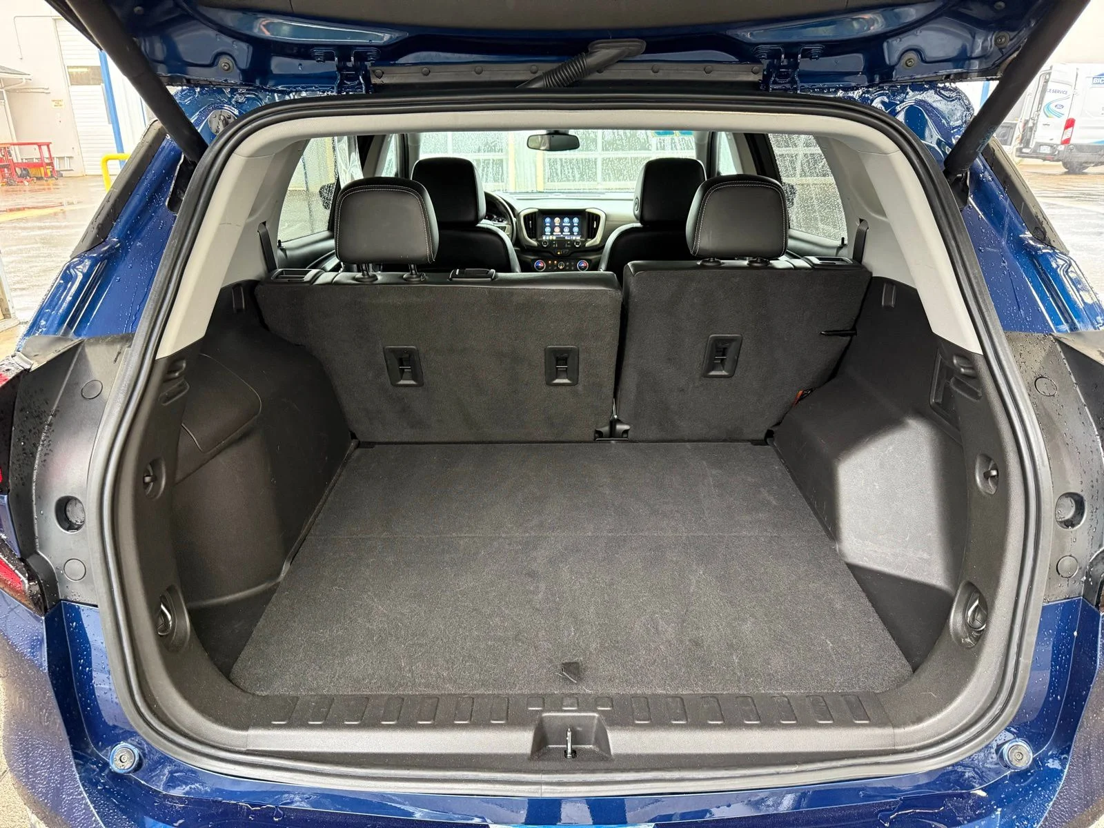 Used 2022 Blue GMC SLT image 7