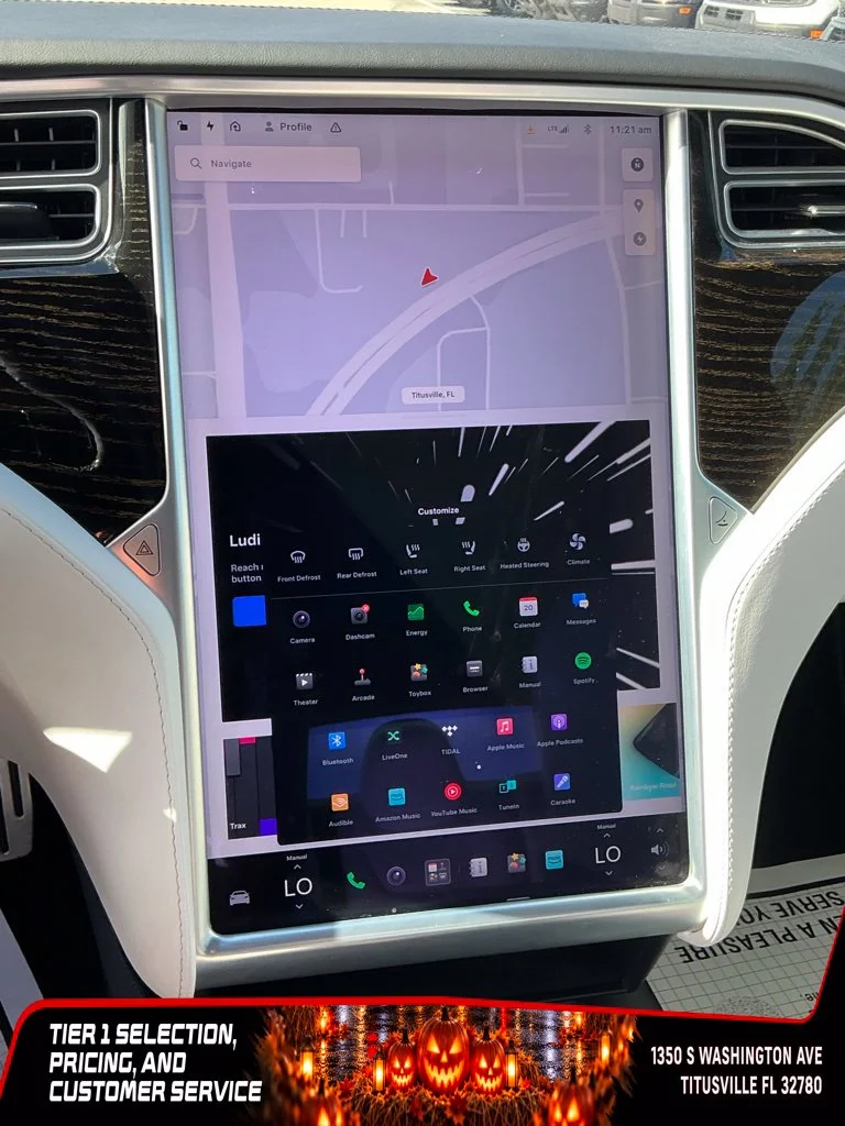 Used 2017 White Tesla 100D image 35