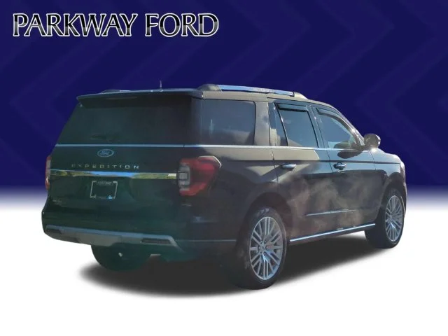 Used 2024 Black Ford Limited image 5