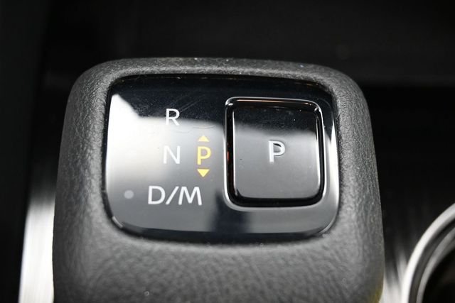 Used 2023 Gray Nissan SV image 26