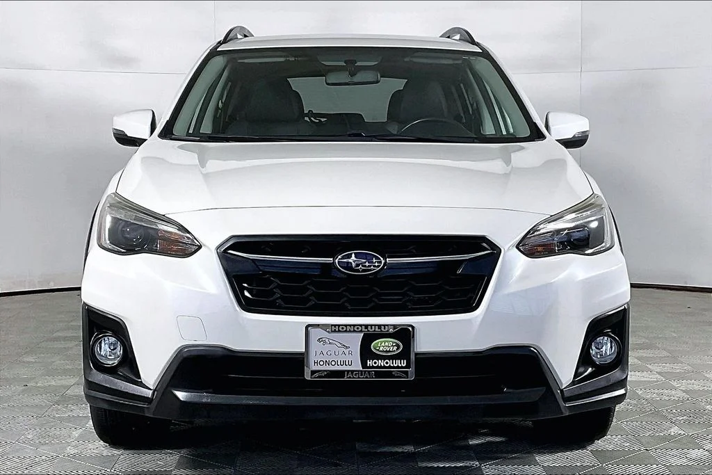 Used 2018 White Subaru 2.0i Limited image 2