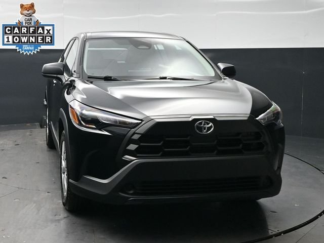 Used 2026 Jet Black Toyota L image 2