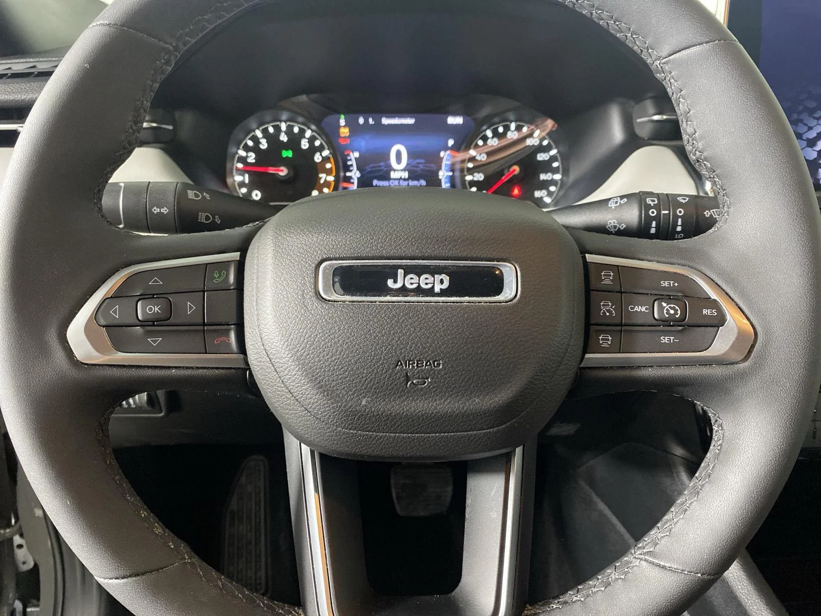 Used 2024 Sting-Gray Clearcoat Jeep Limited image 13