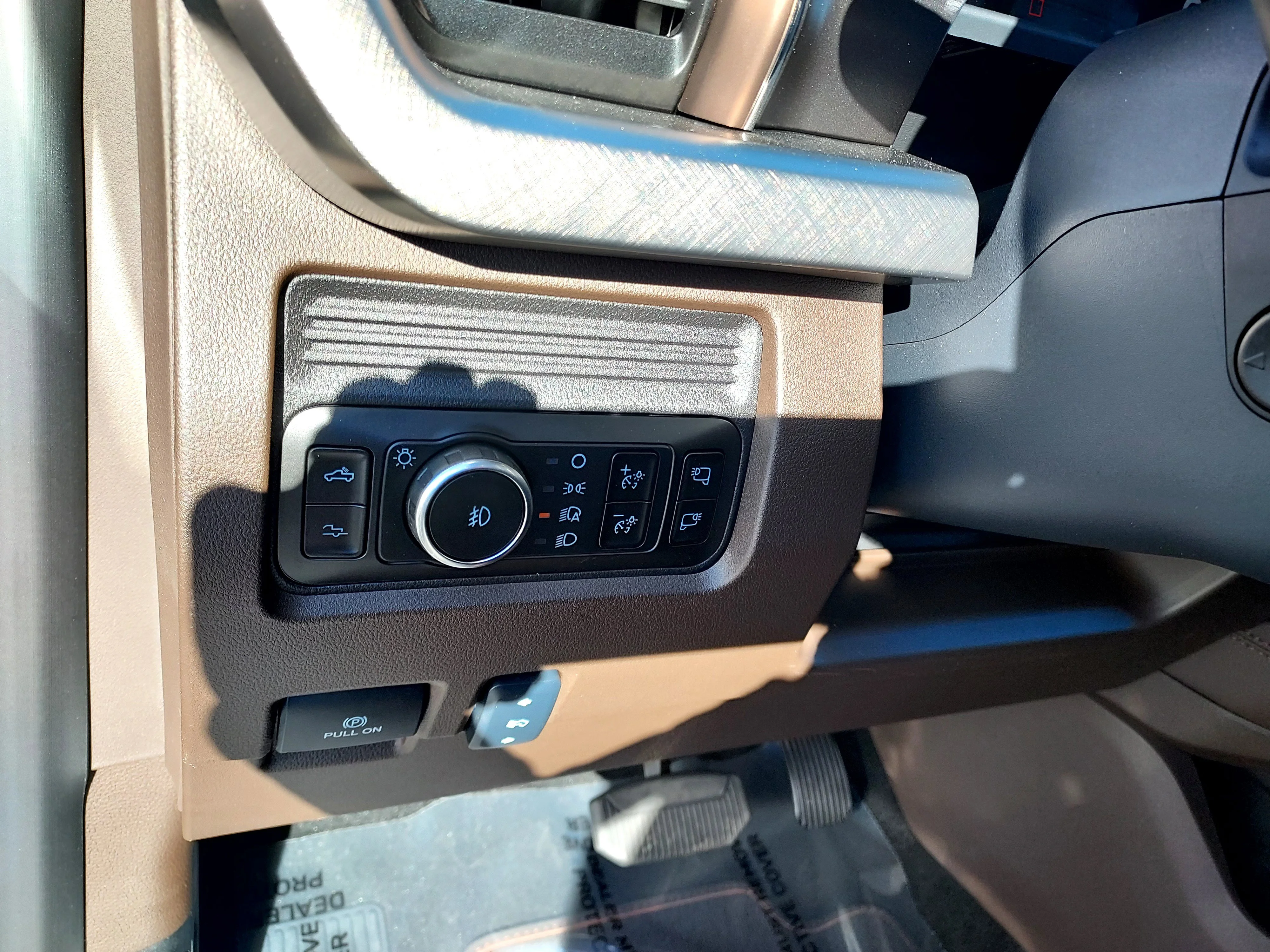 New 2026 Glacier Gray Metallic Tri-Coat Ford King Ranch image 41