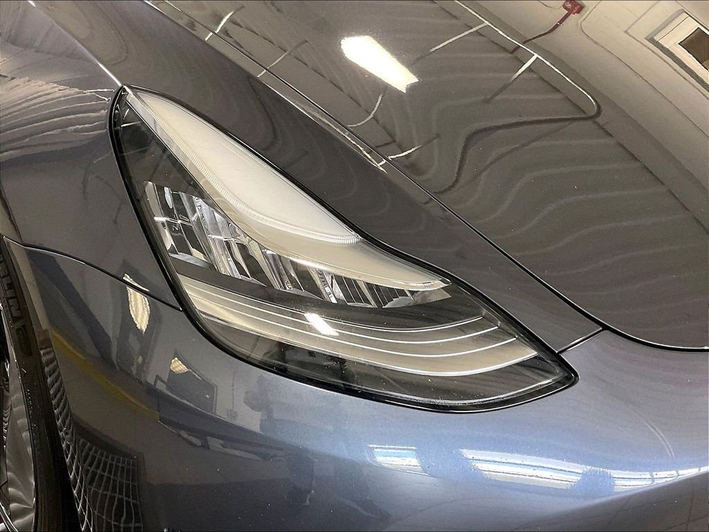Used 2018 Gray Tesla Long Range image 32
