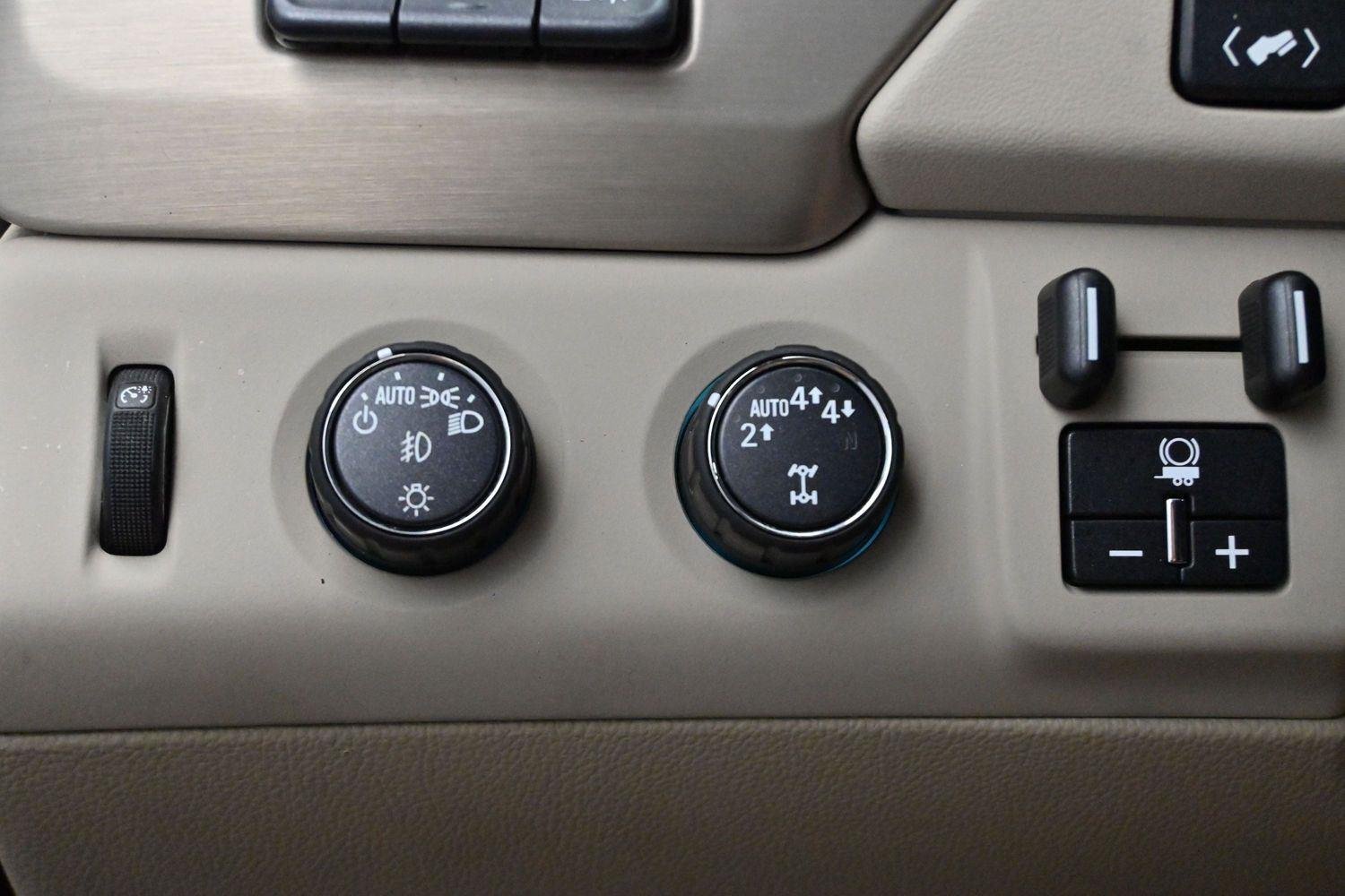 Used 2019 Smokey Quartz Metallic GMC Denali image 29