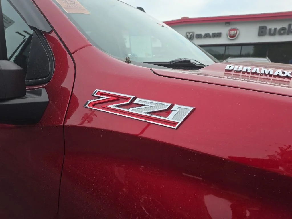 Used 2023 Red Chevrolet RST image 12