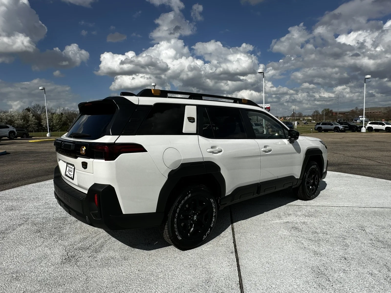 New 2026 CRYSTAL WHITE PEARL Subaru Wilderness image 7