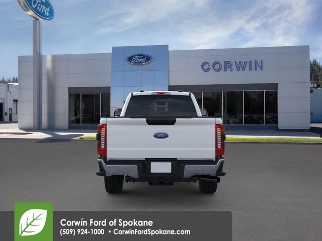 New 2026 Oxford White Ford XLT image 7