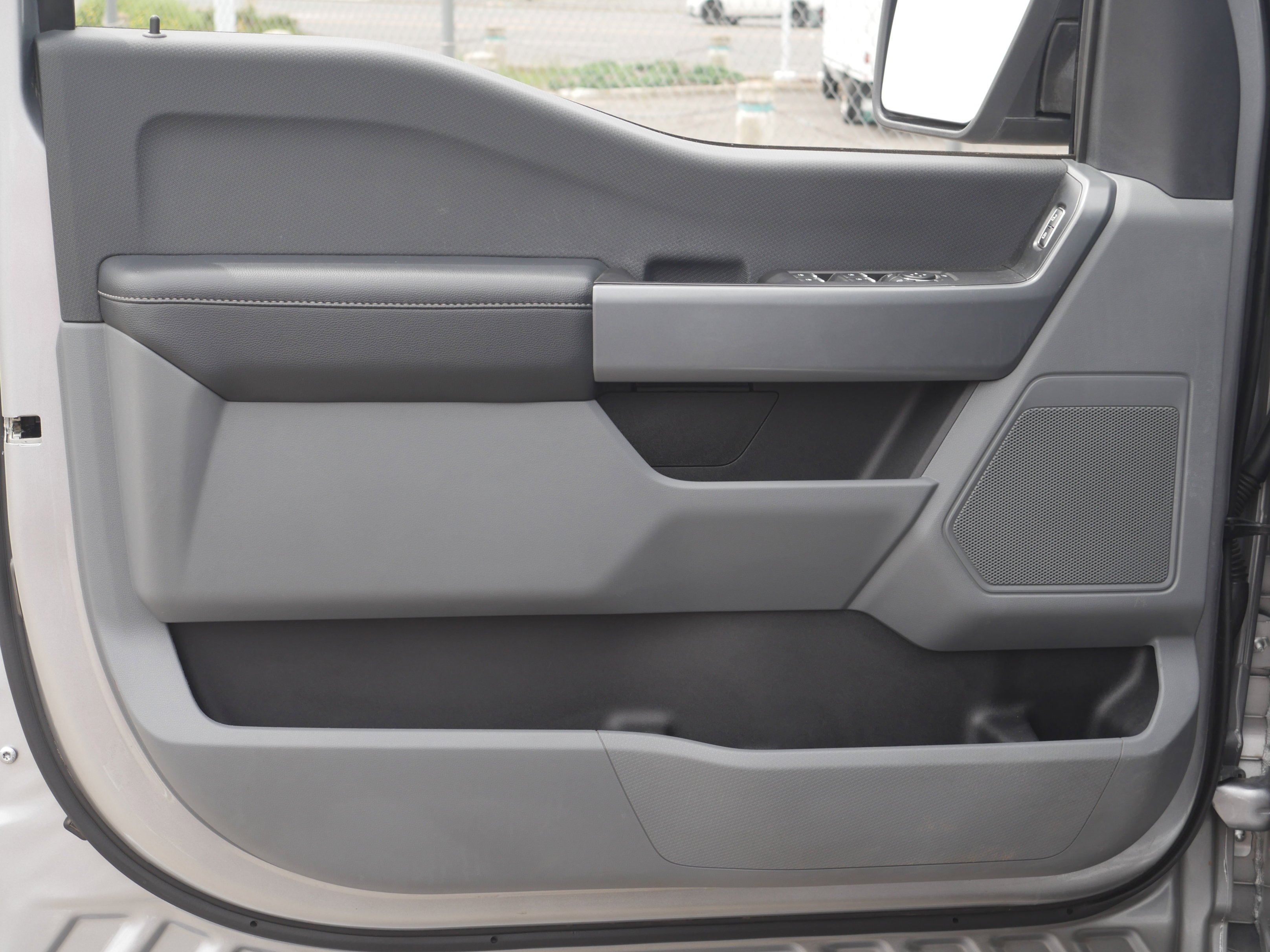 Used 2022 Iconic Silver Metallic Ford XLT image 33