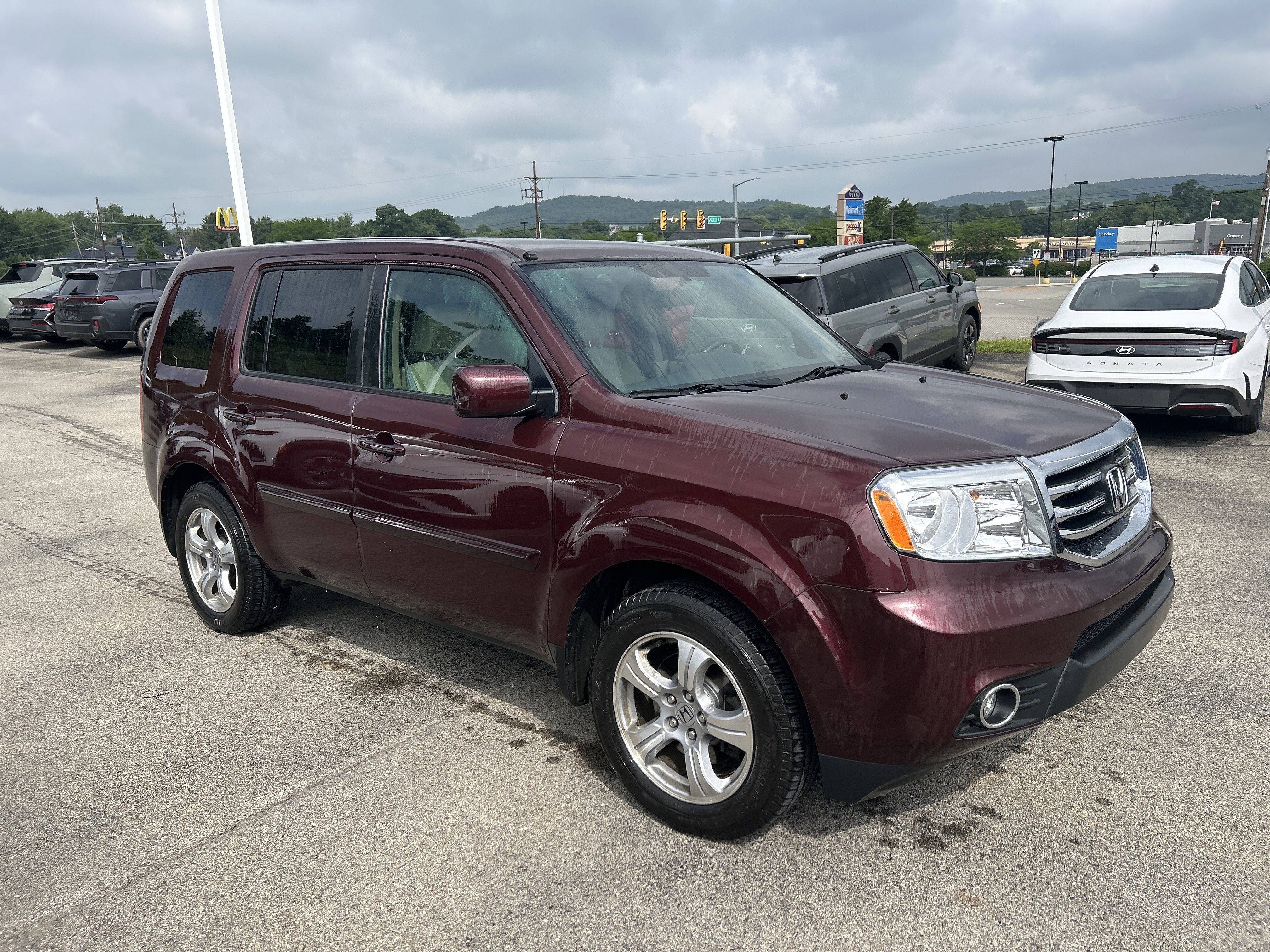 Used 2014 Dark Cherry Pearl Honda EX image 1