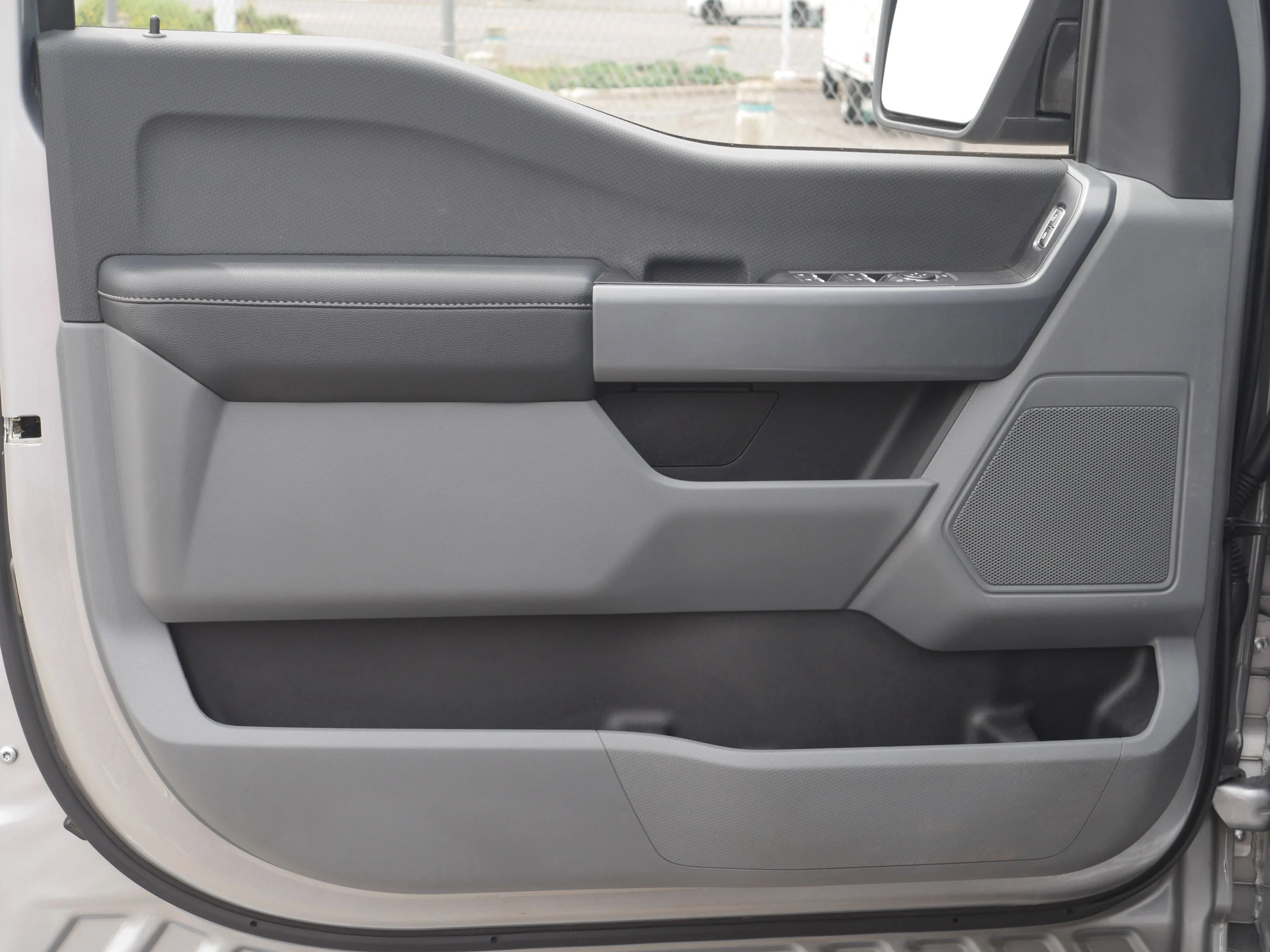Certified Used 2022 Silver Ford XLT image 33