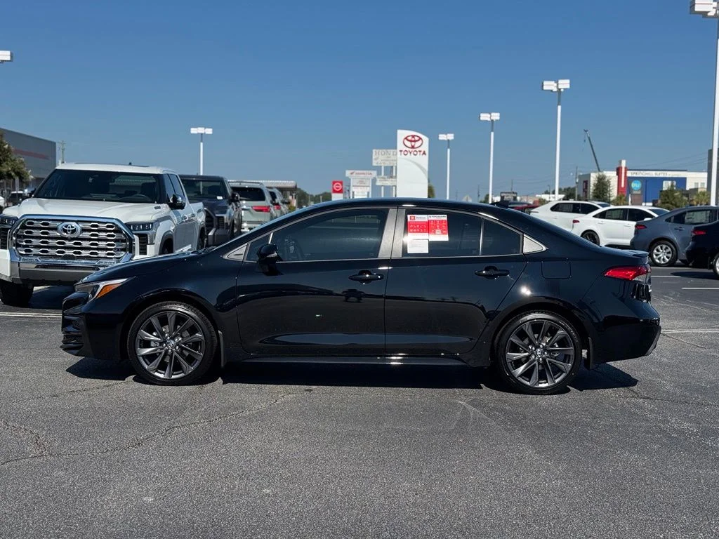 New 2026 Midnight Black Metallic Toyota SE image 8