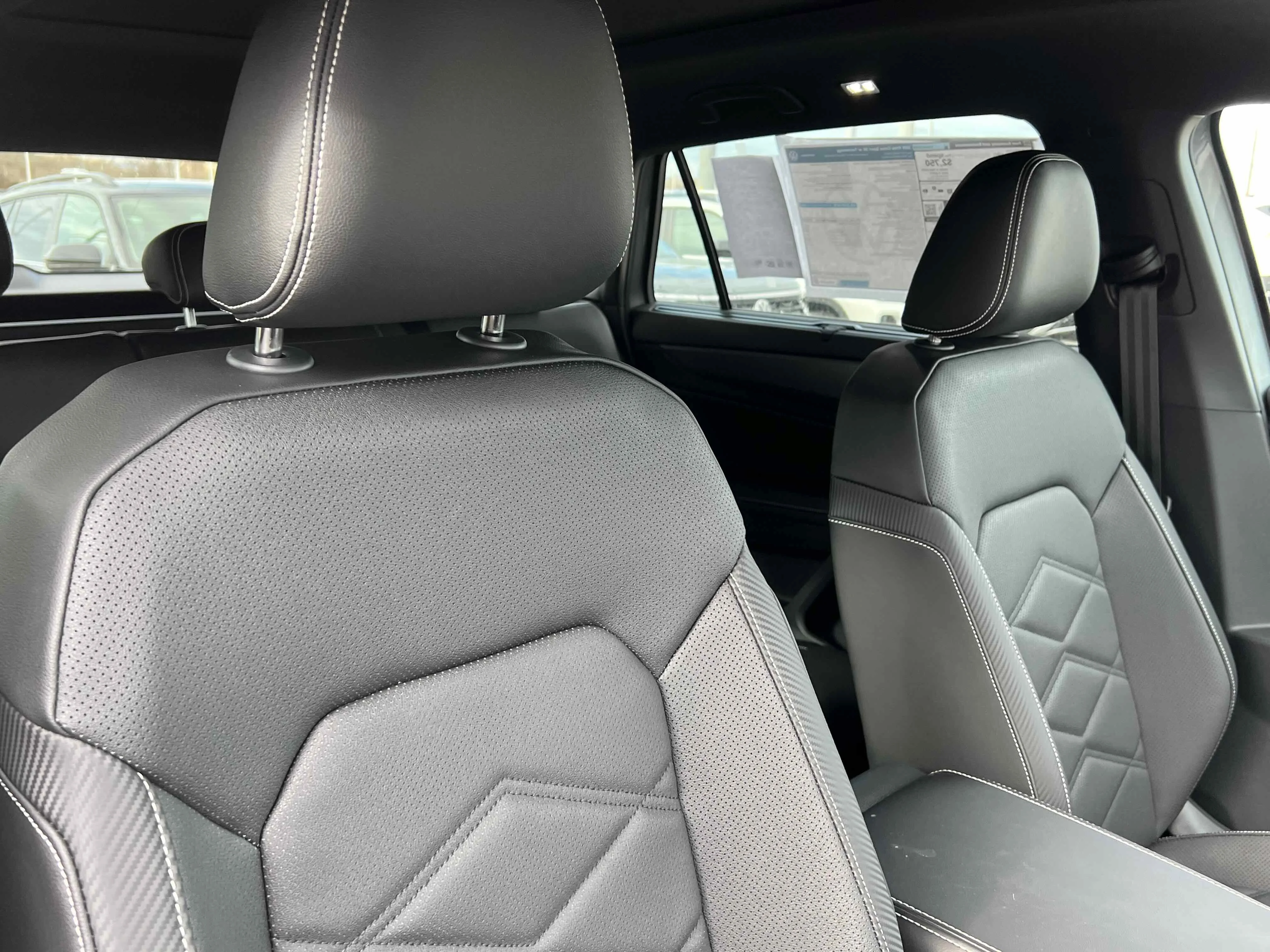New 2026 Silver Mist Volkswagen 2.0T SE w/Technology image 20