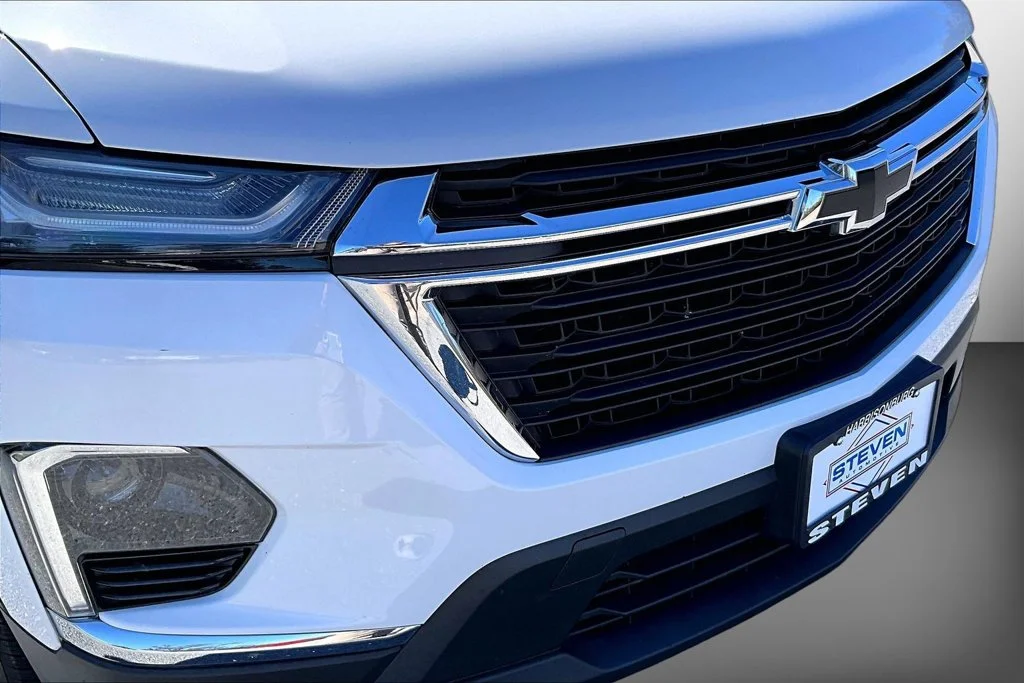 Used 2022 White Chevrolet LS image 37