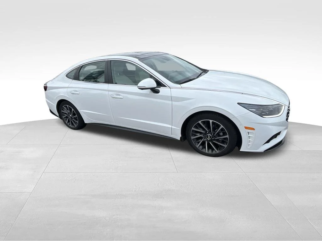 Used 2022 Gray Hyundai Limited image 23