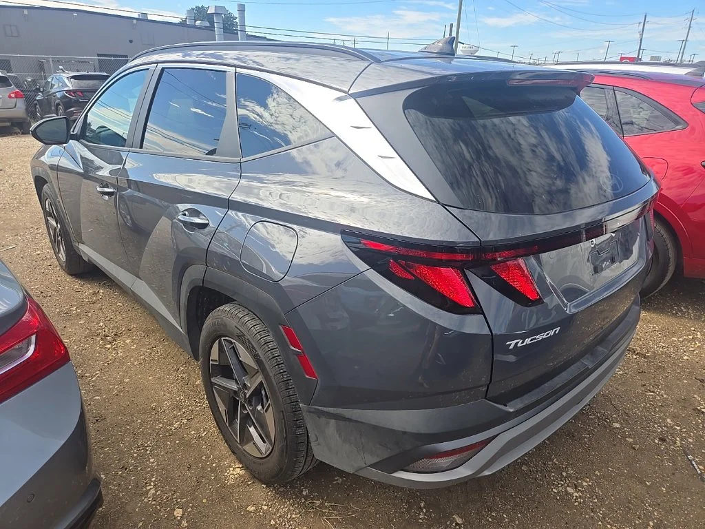 Used 2026 Gray Hyundai SEL Plus image 4