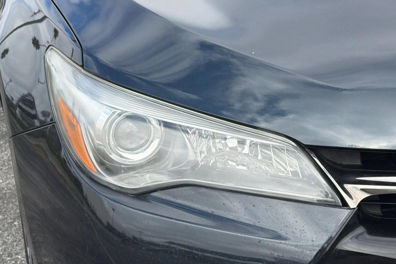 Used 2016 Gray Toyota SE image 37