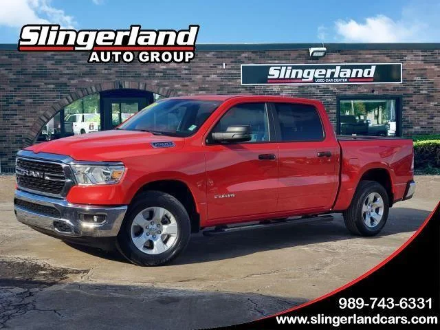 2023 RAM 1500 Big Horn/Lone Star 4x4 Crew Cab 5'7's photo