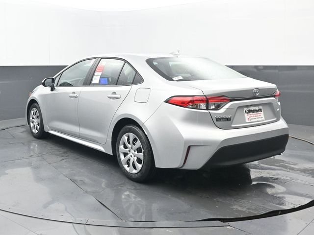 New 2026 Classic Silver Metallic Toyota LE image 3
