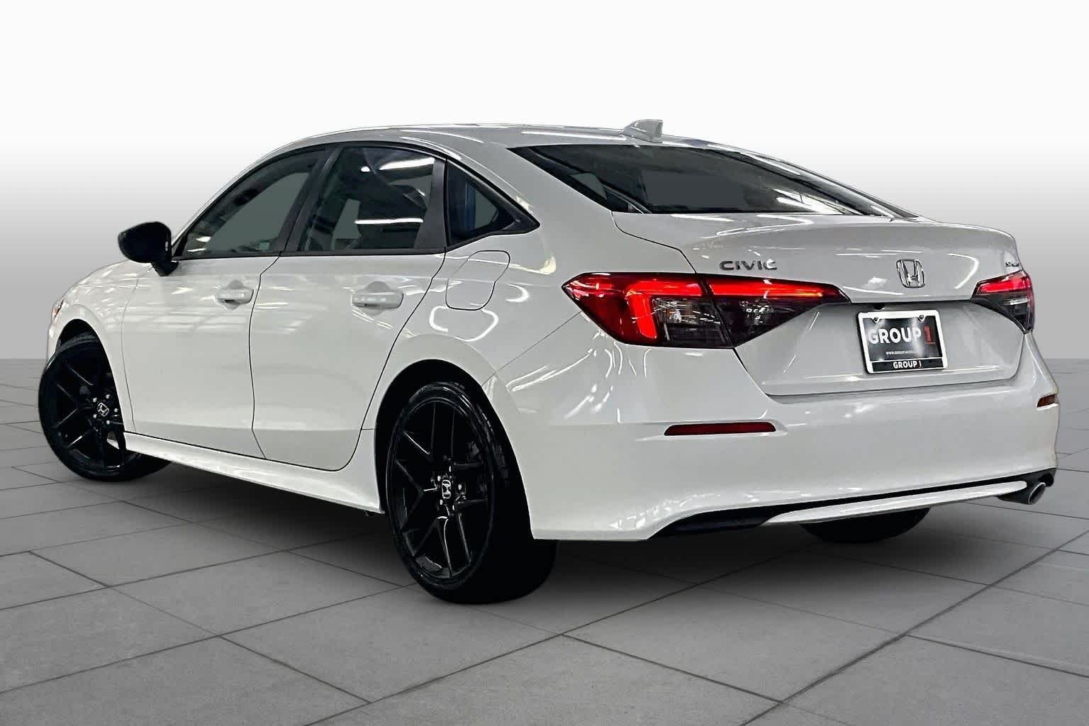 Used 2023 Platinum White Pearl Honda Sport image 12