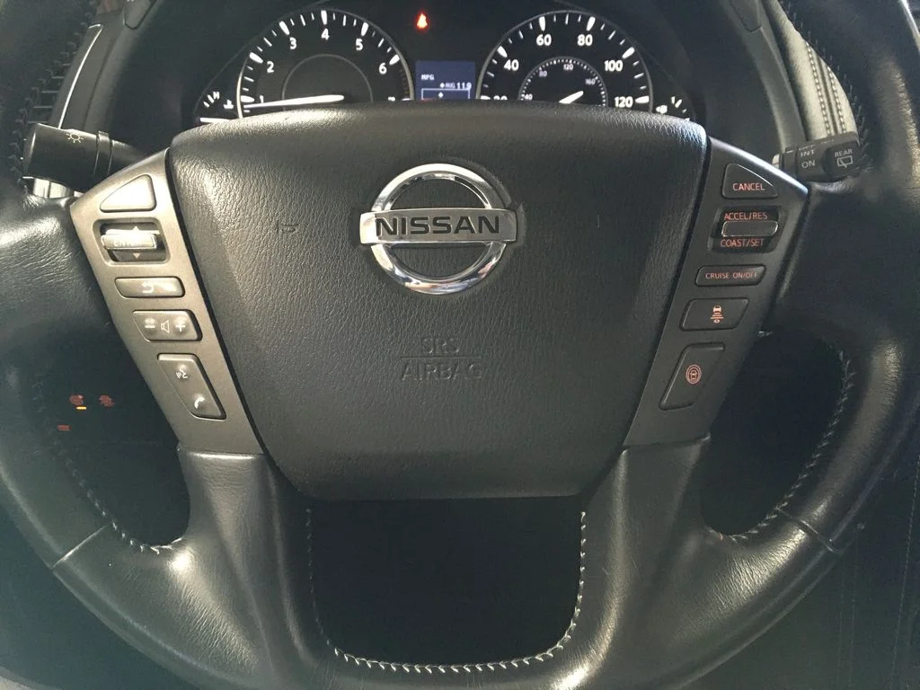 Used 2020 Silver Nissan SL image 16