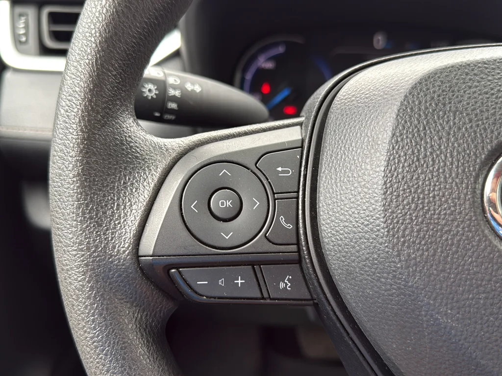Used 2024 White Toyota LE image 31