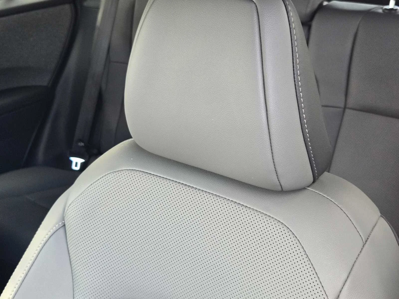 2026 Subaru Outback Limited XT - Photo 10