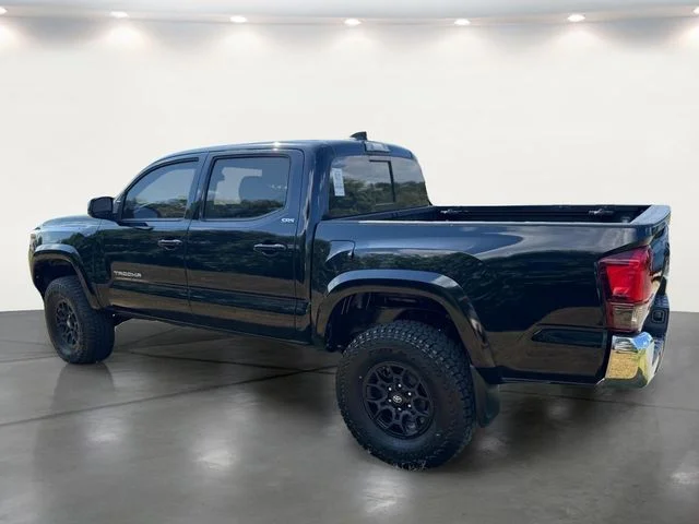 Used 2020 Black Toyota SR5 image 20