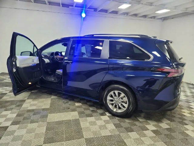 Used 2026 Blue Toyota XLE image 17
