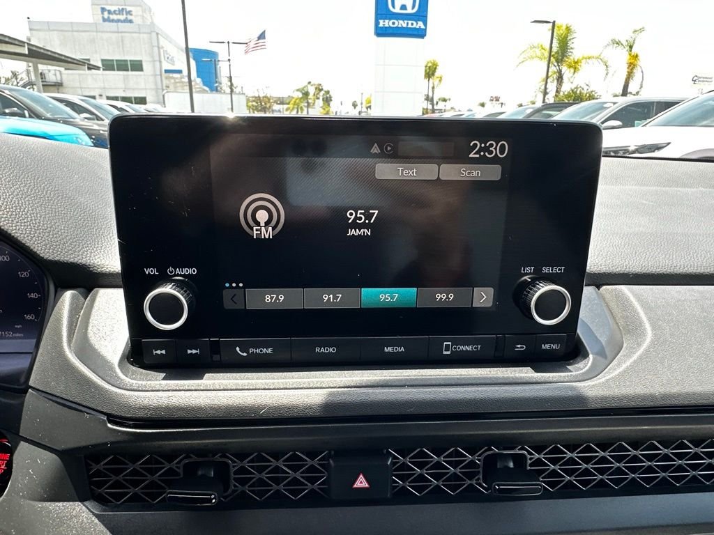 Used 2023 Red Honda LX image 22