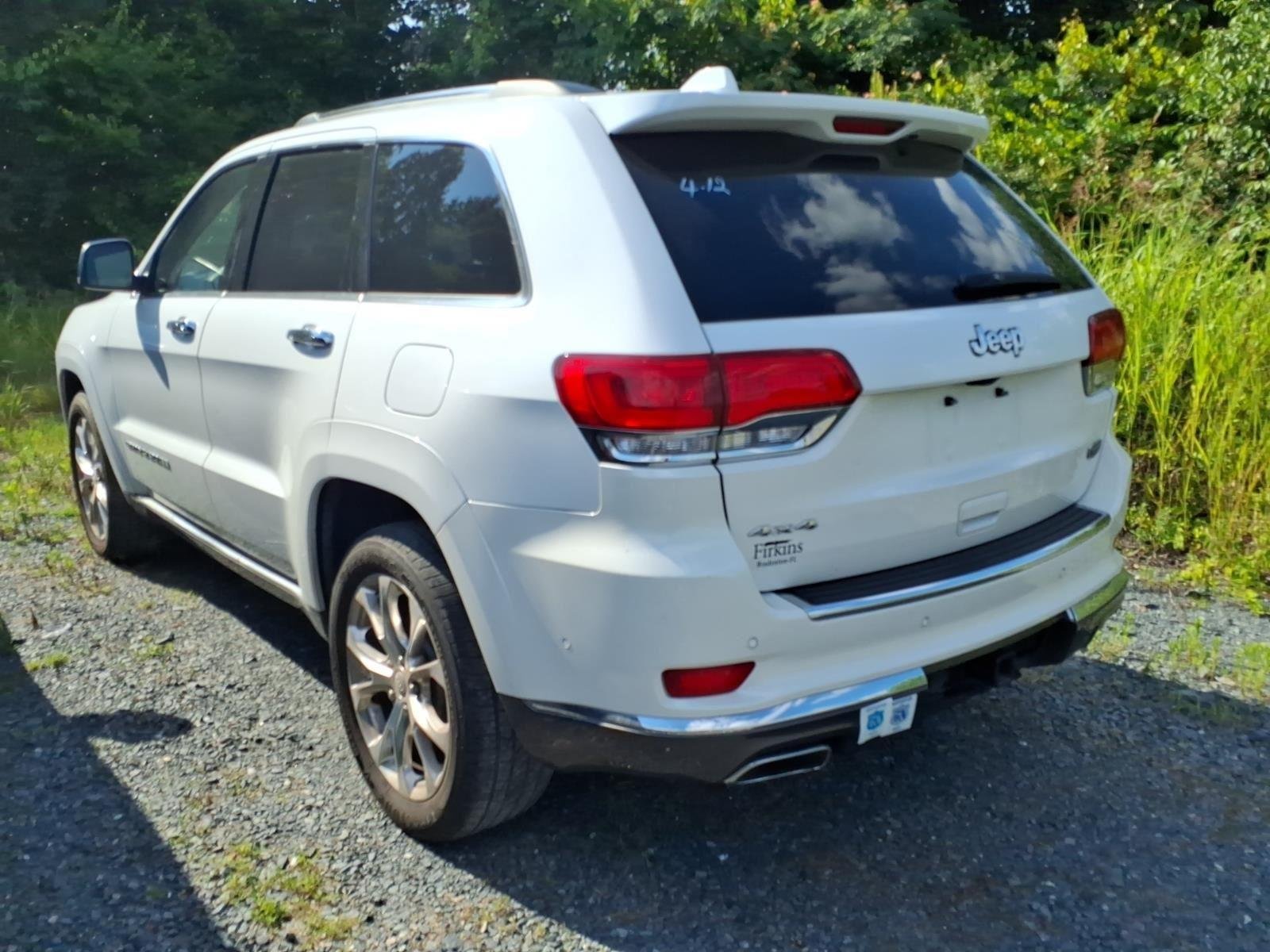 Used 2021 Ivory 3-Coat Jeep Summit image 12