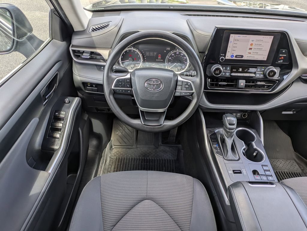 Used 2023 Gray Toyota L image 18