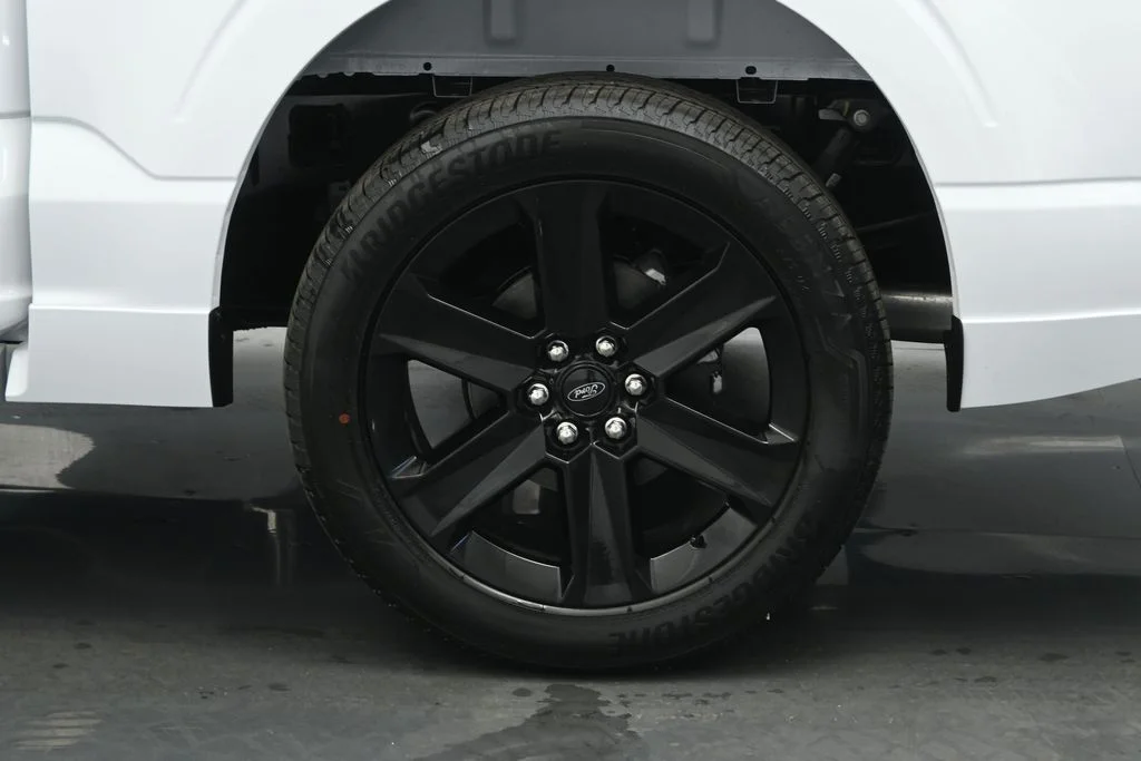 New 2026 Oxford White Ford STX image 22