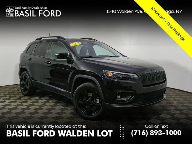 Used 2023 Black Jeep Altitude image 1
